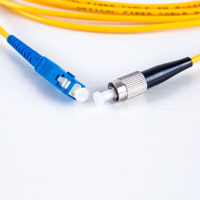 전기통신 네트워크를 위한 단일모드 FC SC FTTH 광섬유 케이블